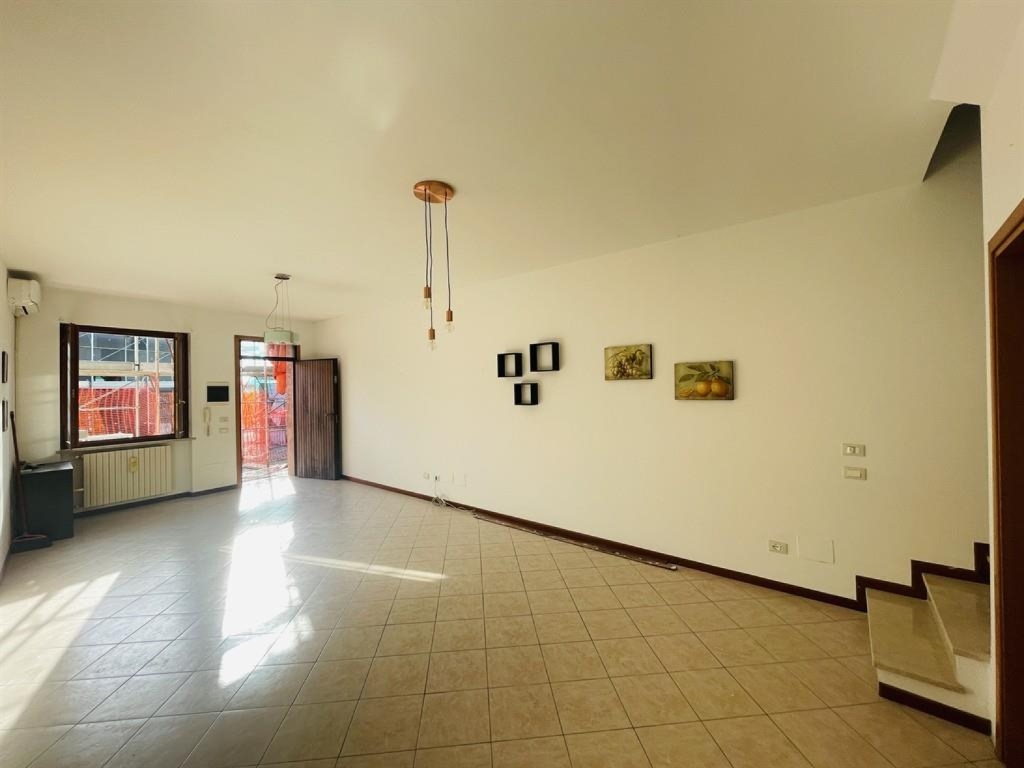 Trilocale in Via cavallino, Muscoline, 2 bagni, 120 m² in vendita