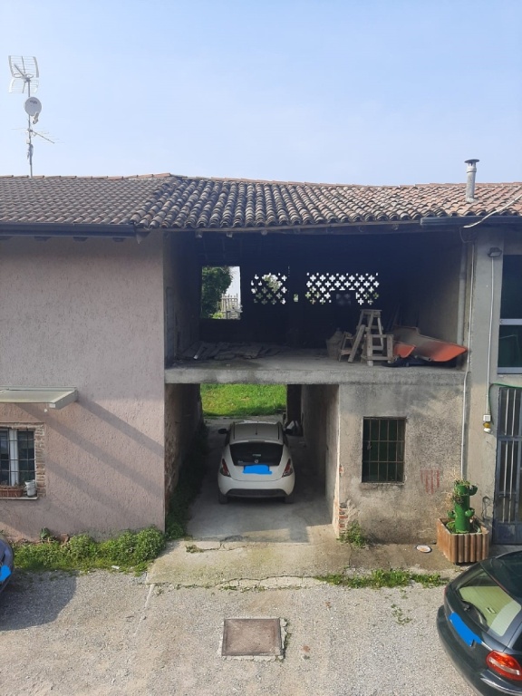 Rustico in Via Cogozzo di Sopra, Bedizzole, 2 locali, 1 bagno, 45 m²