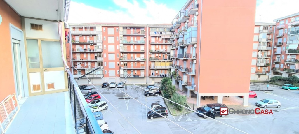 Trilocale in Via comunale santo, Messina, 2 bagni, posto auto, 100 m²