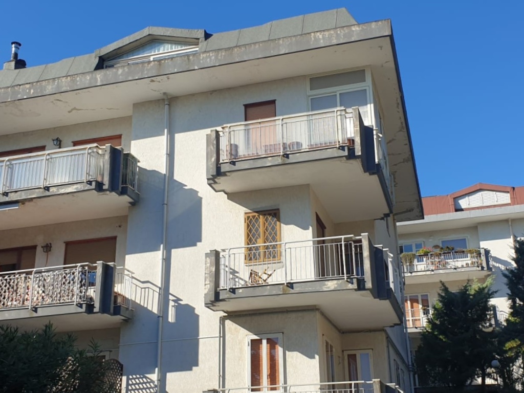 Appartamento in Via San Giovanni, Pellezzano, 2 bagni, 97 m², 4° piano