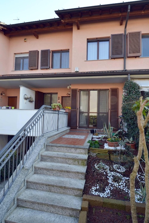 Villa a schiera in VIA san colombano, Lodi, 5 locali, 3 bagni, 150 m²