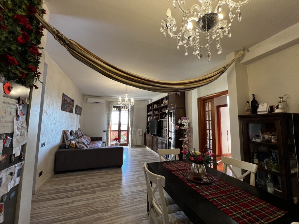 Appartamento in Via Petrarca 1, Riano, 6 locali, 1 bagno, 103 m²