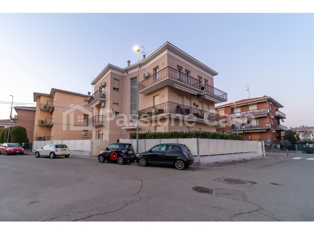 Quadrilocale in Via Taddei, Parma, 2 bagni, garage, 150 m², 2° piano