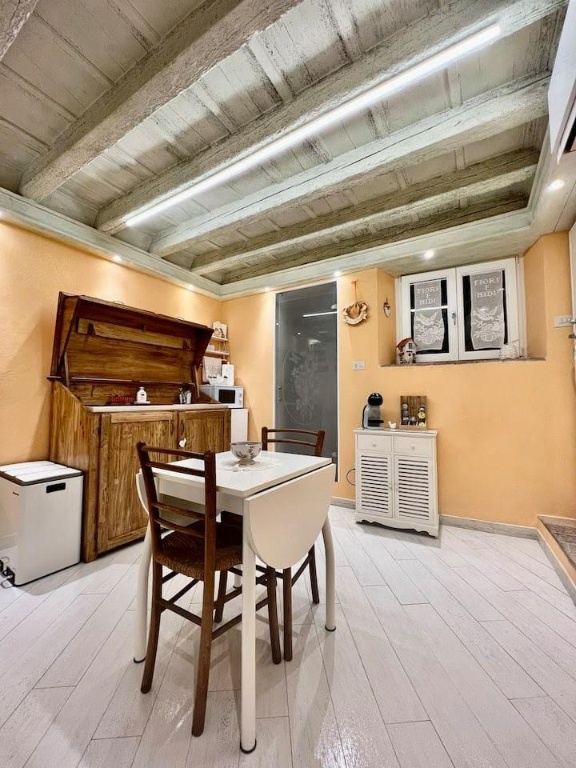 Monolocale a Lucca, 1 bagno, 35 m², piano rialzato in vendita