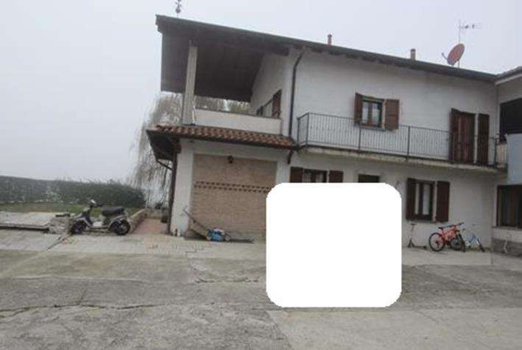 Villa a schiera in Via CASCINA BRUGHEE' 1, Cornate d'Adda, 8 locali