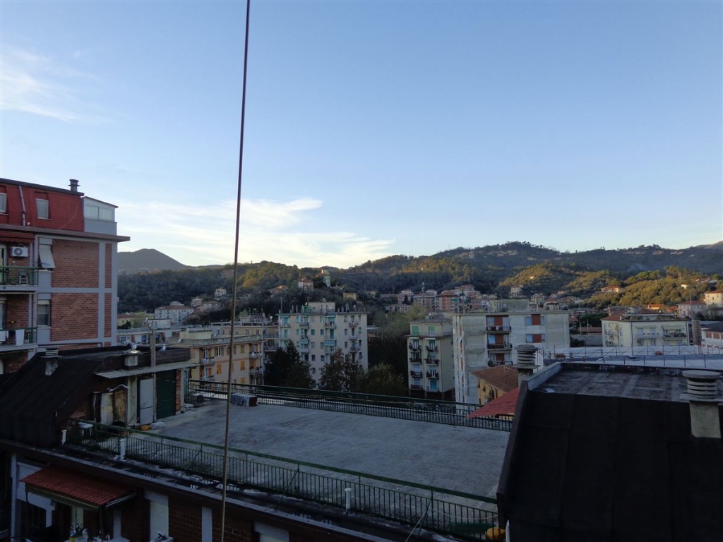 Attico a La Spezia, 4 locali, 1 bagno, 80 m², 6° piano, terrazzo