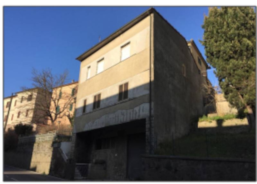 Appartamento in Lazzaretti, Arcidosso, 6 locali, 1 bagno, 131 m²