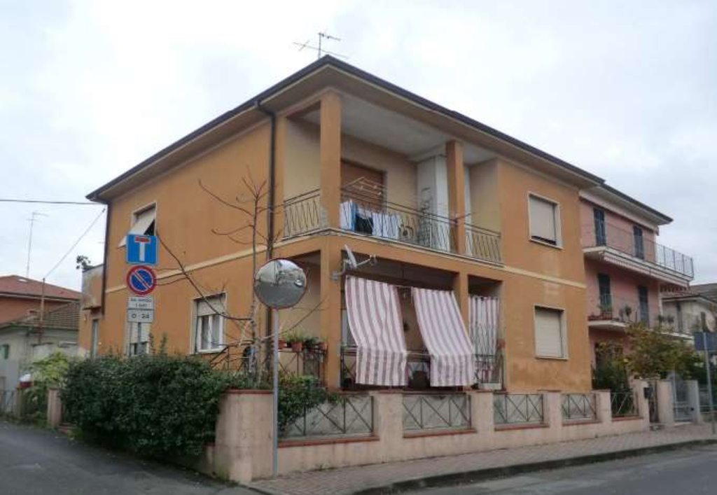 Appartamento in Frazione Ceparana Via Martiri D'Ungheria 2, Bolano