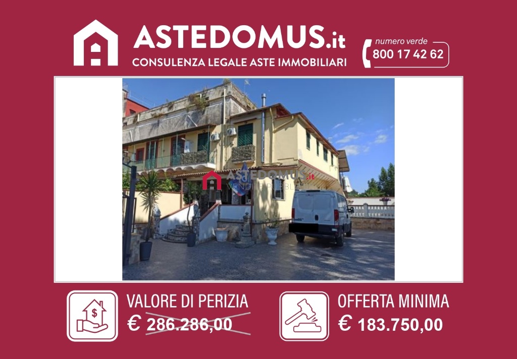 Appartamento in Via Alveo Farina, San Giorgio a Cremano, 5 locali