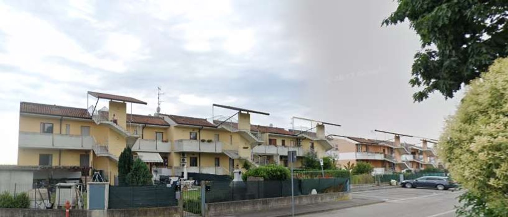 Trilocale in Via Ugo Foscolo, Dello, 45 m², 1° piano in vendita