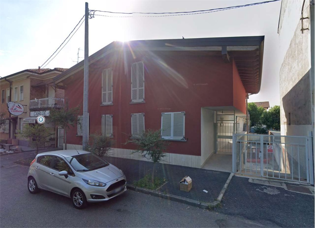 Appartamento in Via Marche 10, Cesano Maderno, 6 locali, 1 bagno