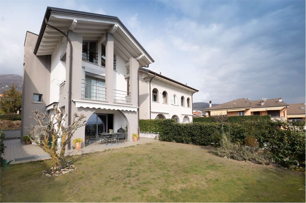 Villa in Via Nuova Intra Premeno, Arizzano, 5 locali, 3 bagni, garage