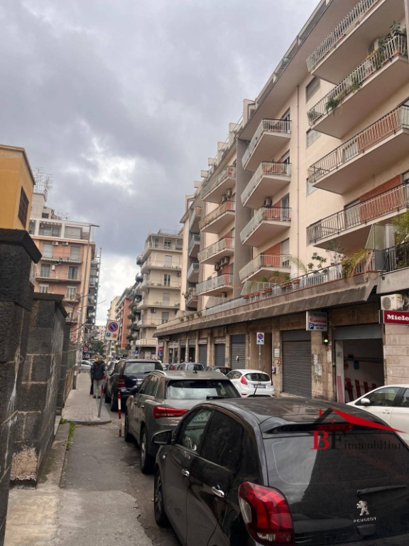 Quadrilocale in Via Cagliari, Catania, 3 bagni, arredato, 130 m²