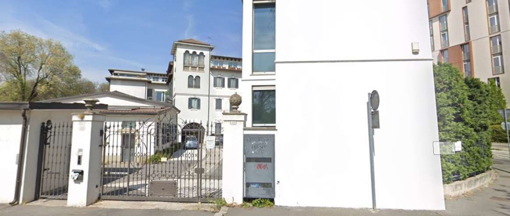 Palazzo in Via Egidio Folli 29, Milano, 6 locali, 2 bagni, 133 m²