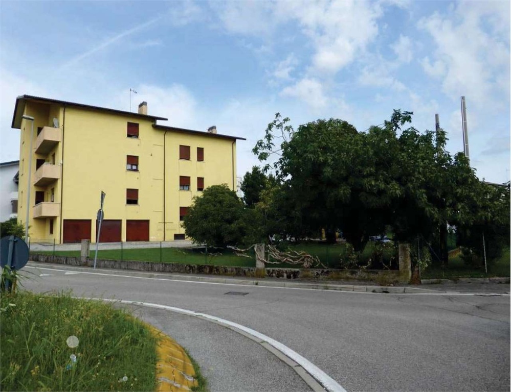 Palazzo in Via Vincenzo Gioberti, Spresiano, 5 locali, 80 m²