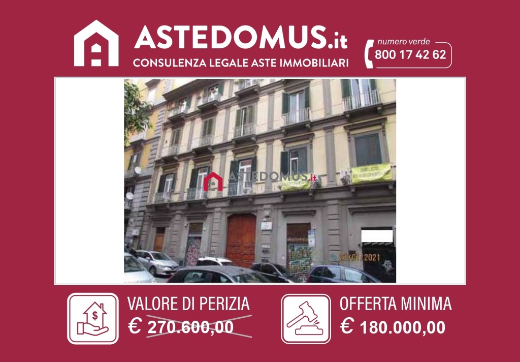 Appartamento in Via Vincenzo Bellini, Napoli, 7 locali, 2 bagni, 61 m²