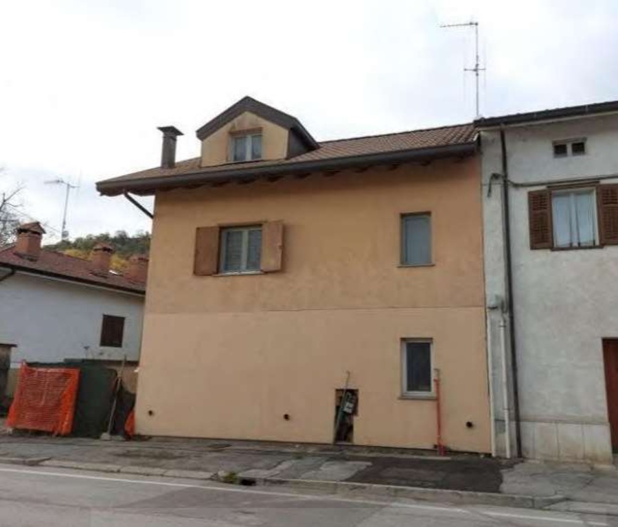 Casa indipendente in Via IV Novembre, Gorizia, 4 locali, 61 m²