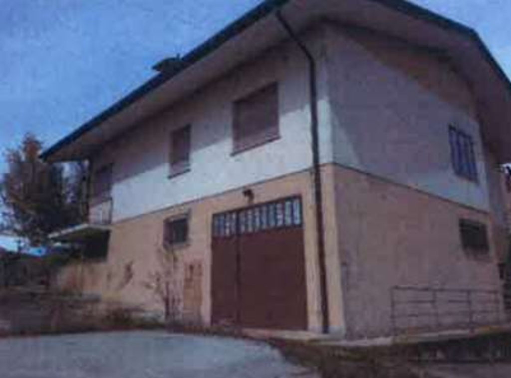 Casa indipendente in Località Zegla, Cormons, 6 locali, 129 m²