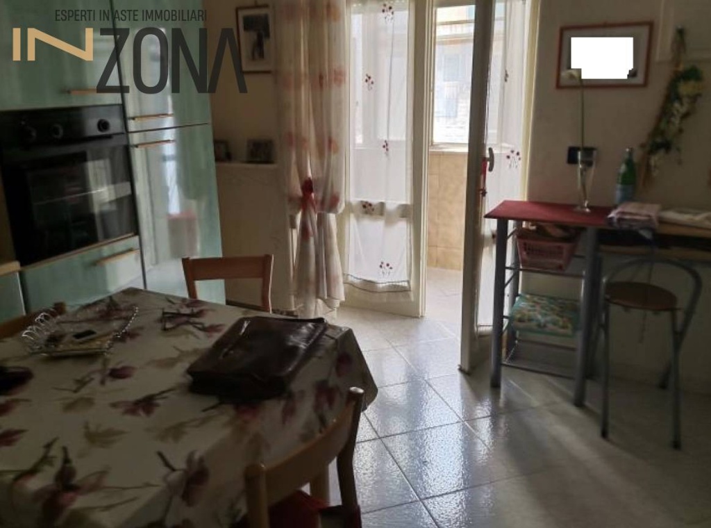 Appartamento in Via Vincenzo Monti, Foggia, 5 locali, 1 bagno, 116 m²
