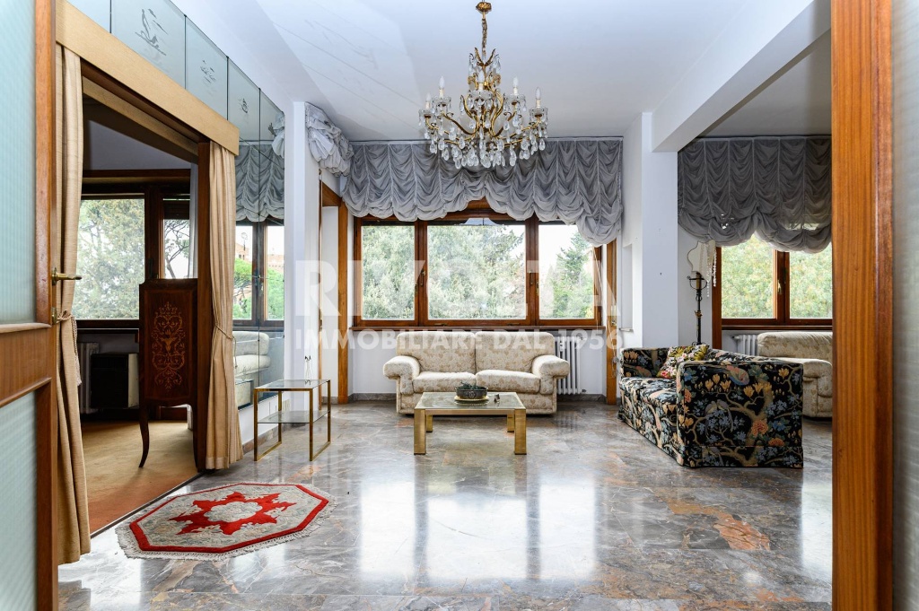 Appartamento in Via Costantino Maes, Roma, 5 locali, 3 bagni, 200 m²