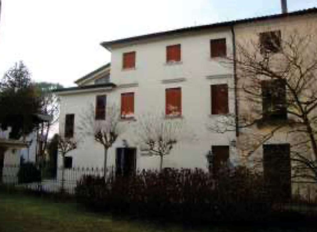 Appartamento in Via Fontane, Villorba, 12 locali, 3 bagni, garage