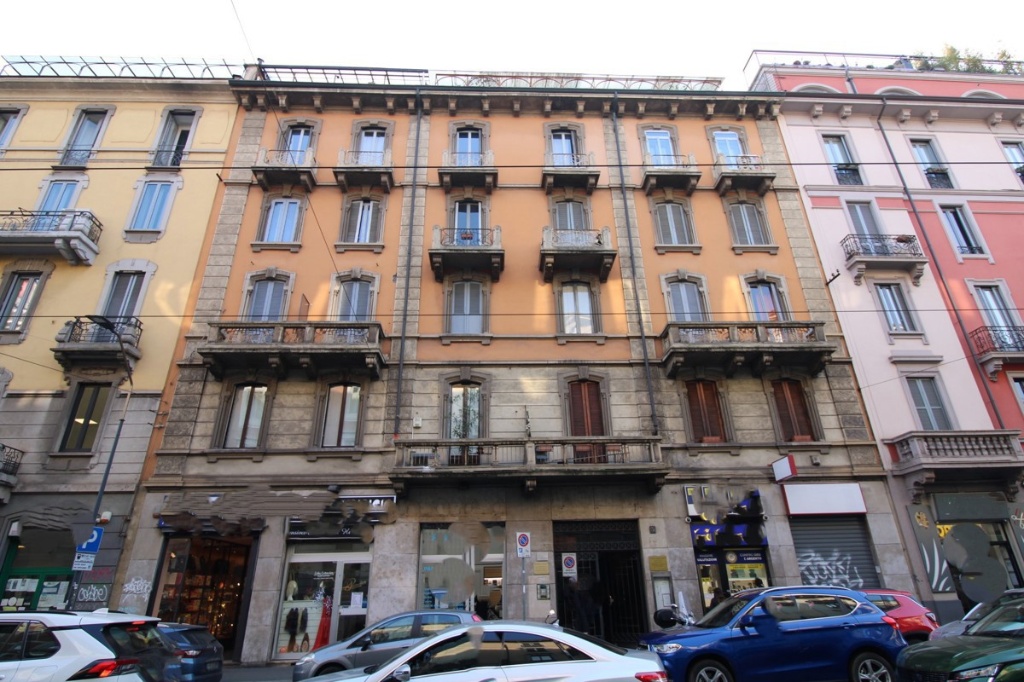Bilocale in Via Vitruvio 5, Milano, 1 bagno, 72 m², 1° piano, terrazzo