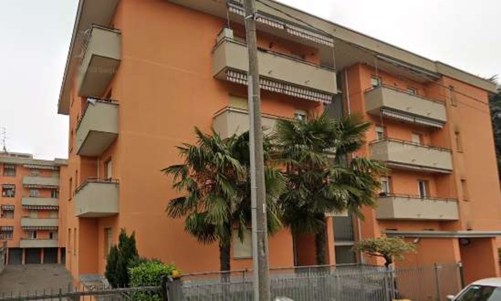 Quadrilocale in Via Padova 23, Meda, 2 bagni, garage, 120 m²
