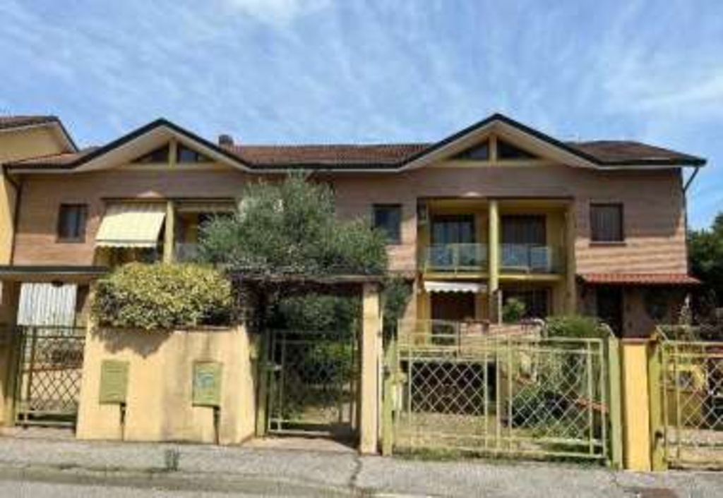 Villa a schiera in Via Beccaria 33, Lodi, 4 locali, 3 bagni, 125 m²