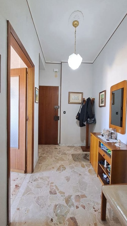 Quadrilocale in Fossa della Creta, Catania, 1 bagno, posto auto, 90 m²