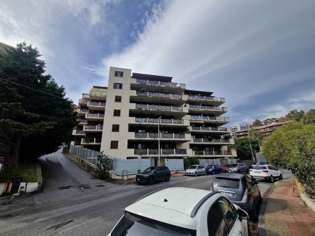 Quadrilocale in Via Nuova Panoramica dello Stretto 582, Messina