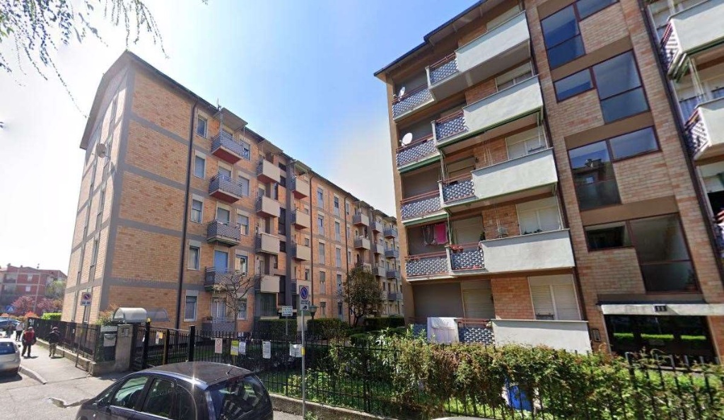 Appartamento in Via Pellegrino Pellegrini 9, Monza, 5 locali, 1 bagno