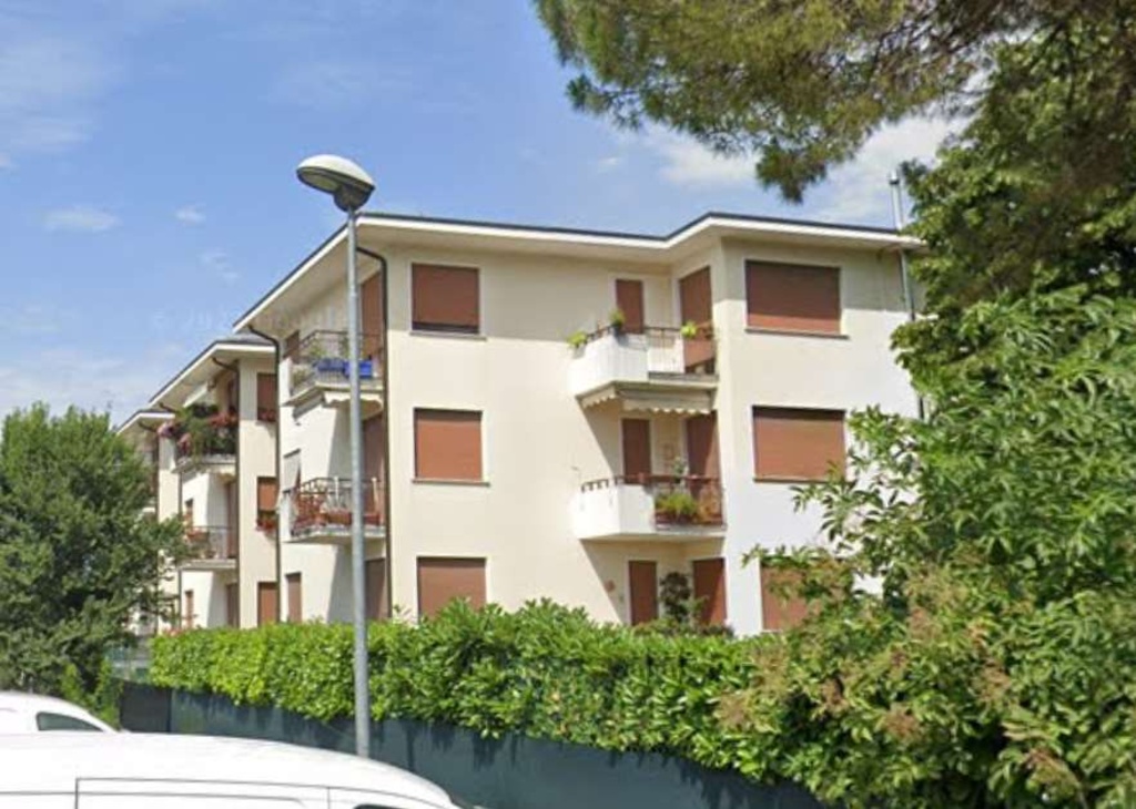 Appartamento in Via Muri, Villorba, 6 locali, 1 bagno, garage, 88 m²