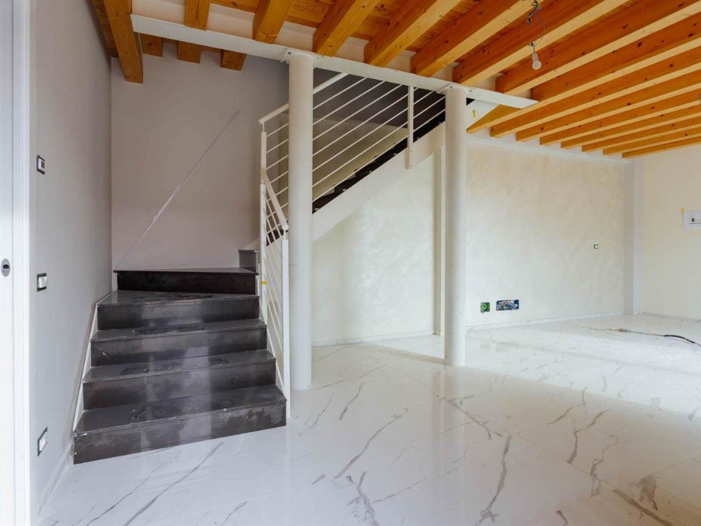 Quadrilocale a Bagnoli di Sopra, 2 bagni, 136 m², 1° piano in vendita
