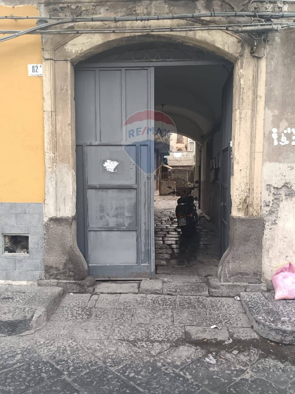 Bilocale in Via Delle Calcare, Catania, 1 bagno, 52 m² in vendita