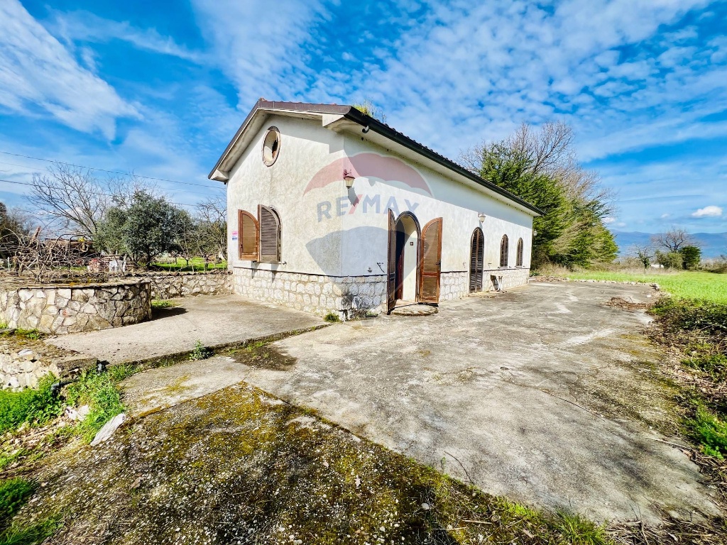 Villa in Via Cupa delle Forche, Baia e Latina, 3 locali, 1 bagno