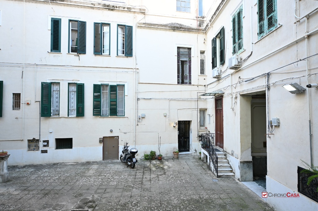 Quadrilocale in Via romagnosi, Messina, 1 bagno, 100 m², ascensore