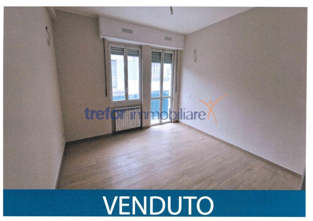 Bilocale a San Donato Milanese, 1 bagno, 60 m², 1° piano in vendita