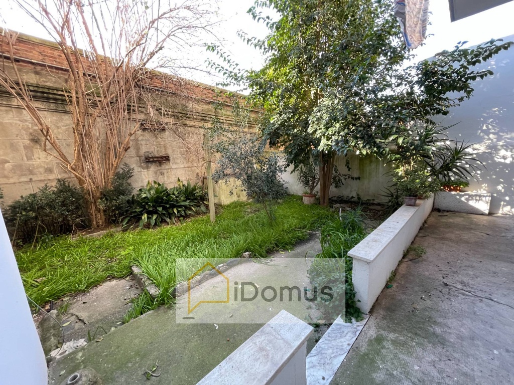 Quadrilocale in Via Filippo Corridoni, Pisa, 1 bagno, giardino privato