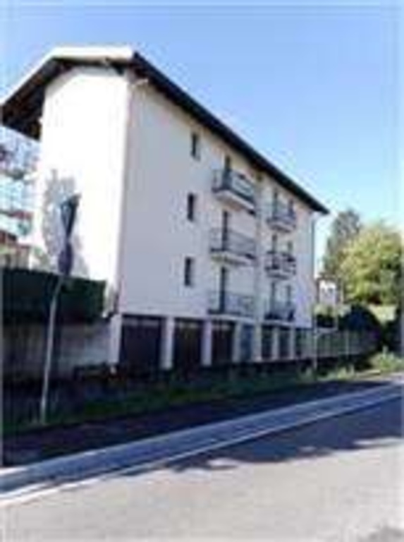 Appartamento in Via B. Cellini 2/A, Cucciago, 5 locali, 1 bagno, 71 m²