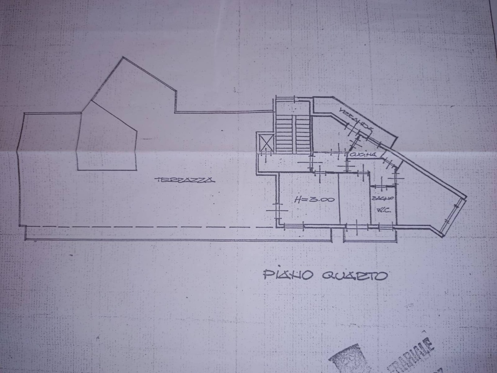Quadrilocale in Via Garibaldi, Livorno, 1 bagno, 75 m², ultimo piano