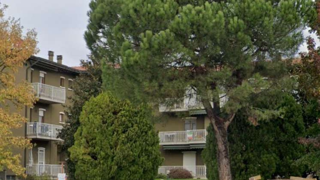 Appartamento in Via Milano, Terno d'Isola, 5 locali, garage, 92 m²