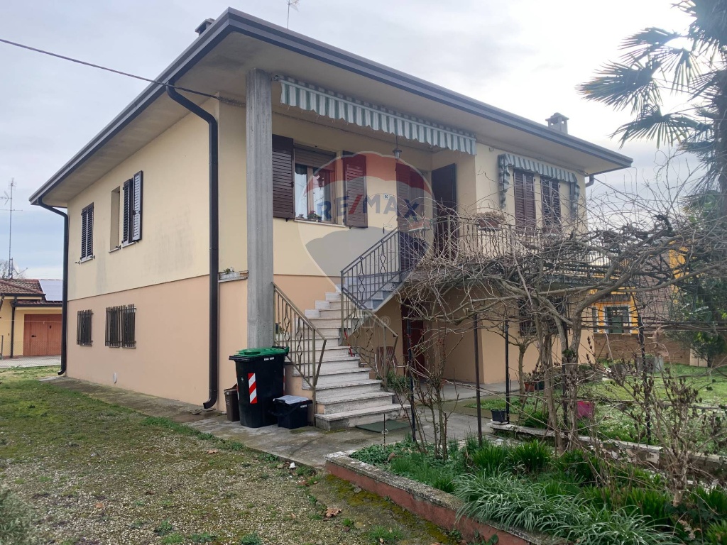Casa indipendente in VIA PROVINCIALE PER CONSANDOLO, Portomaggiore