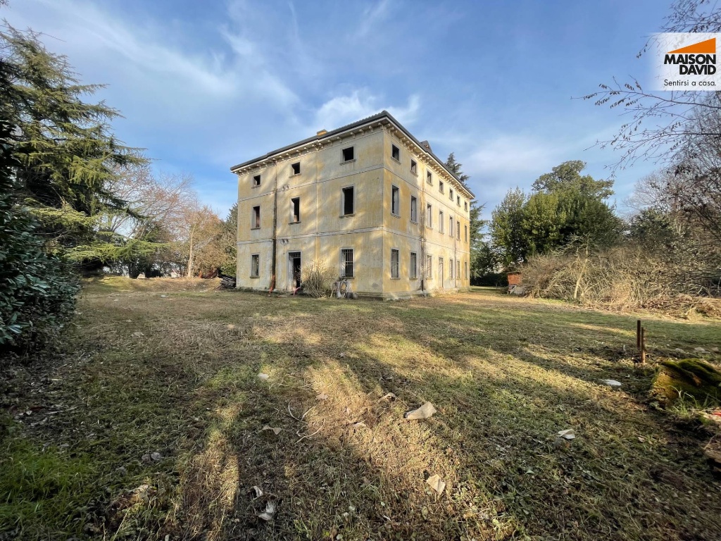 Villa singola in Via Gualdinella, Quinto Vicentino, 17 locali, 1400 m²
