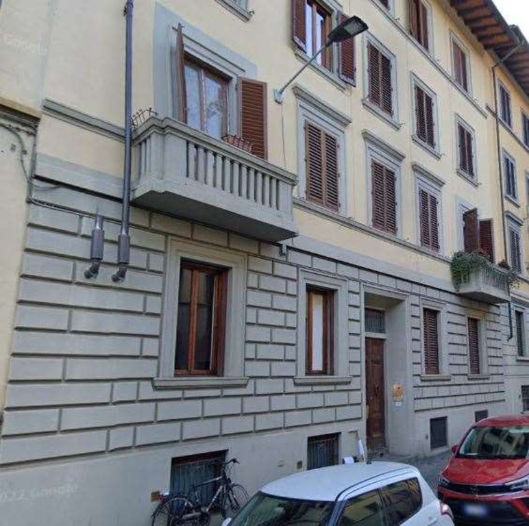 Appartamento in Via Pietro Toselli 145, Firenze, 6 locali, 1 bagno