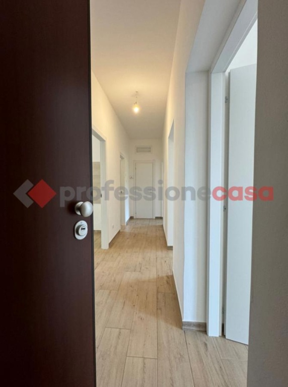 Quadrilocale a Livorno, 1 bagno, 81 m², 2° piano, ascensore in vendita