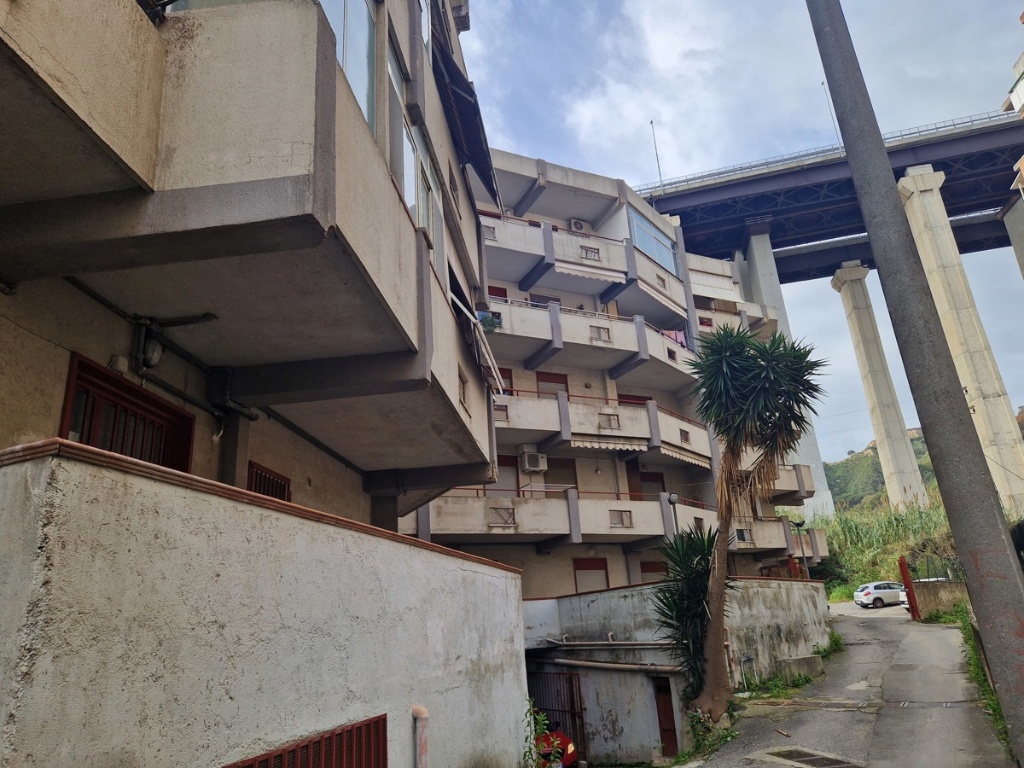 Quadrilocale in Via Palermo 527, Messina, 2 bagni, 130 m², 2° piano
