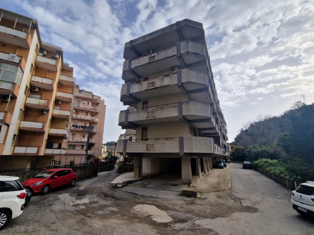 Quadrilocale in Via Palermo 527, Messina, 2 bagni, posto auto, 111 m²