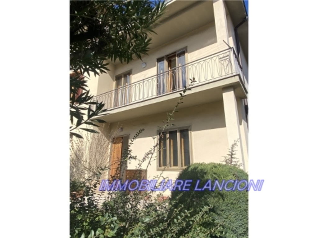 Villa terratetto in LIVORNESE, Lastra a Signa, 4 locali, 2 bagni