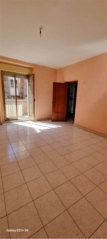 Appartamento in Via Gismondo, Catania, 5 locali, 2 bagni, 130 m²