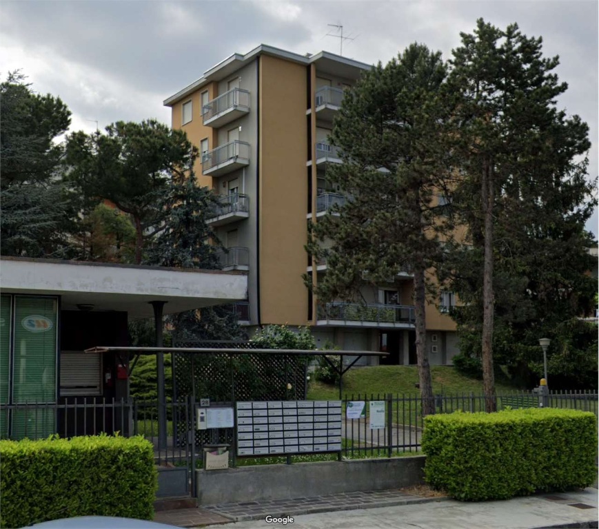 Appartamento in Via Dante Alighieri 28, Lurago d'Erba, 6 locali